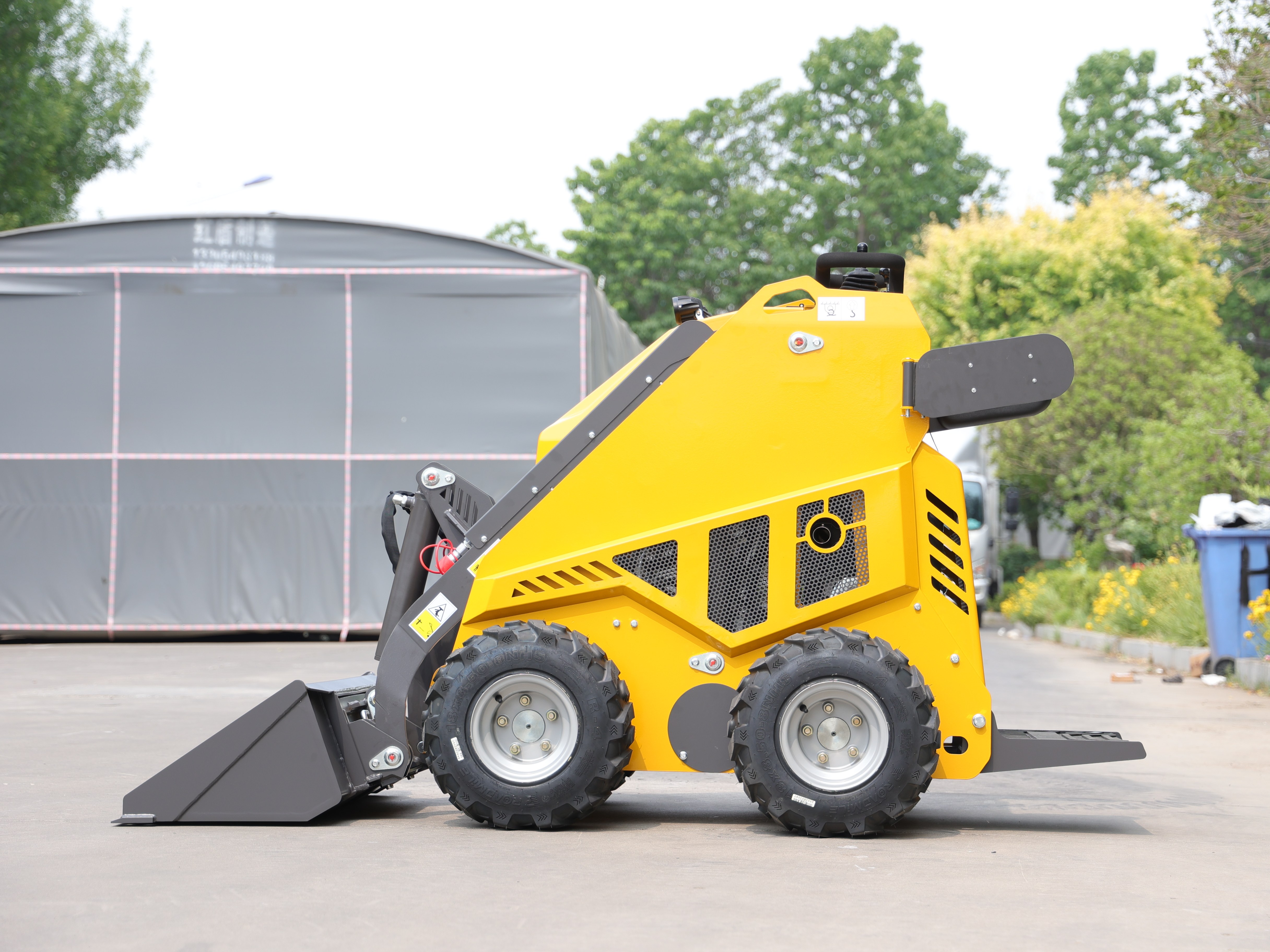 Euro 5 EPA Kubota Diesel Skid  - Skid Steer Loader reseña y precio