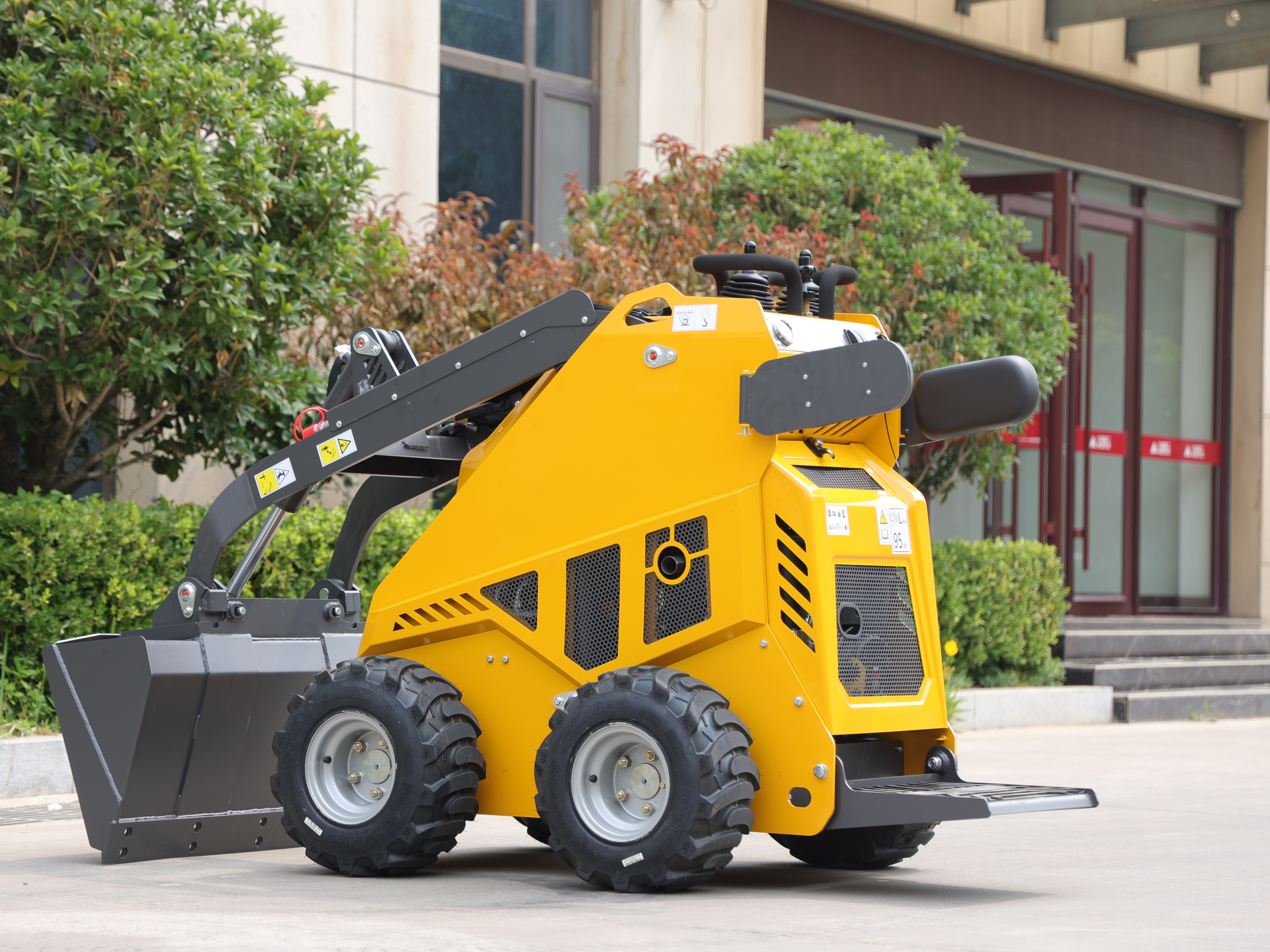Euro 5 EPA Kubota Diesel Skid  - Skid Steer Loader reseña y precio